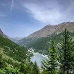 & Restaurant Perret - Mountain People Hotel