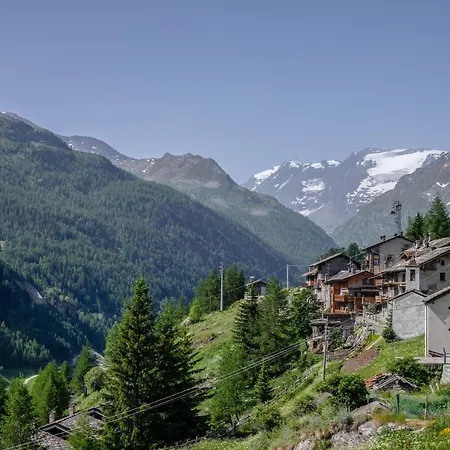 Hotel & Restaurant Perret - Mountain People Valgrisenche