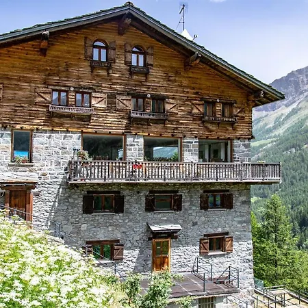 Otel & Restaurant Perret - Mountain People