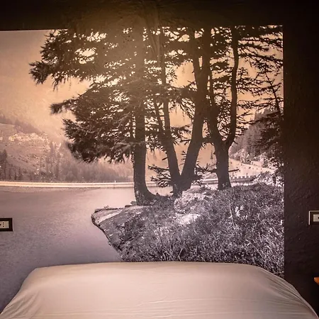 & Restaurant Perret - Mountain People