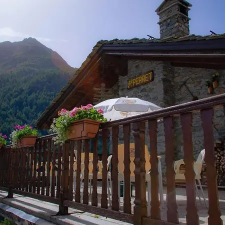 & Restaurant Perret - Mountain People 2* Valgrisenche