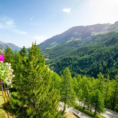 Hotel & Restaurant Perret - Mountain People Valgrisenche