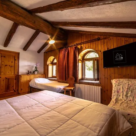 & Restaurant Perret - Mountain People Hotel