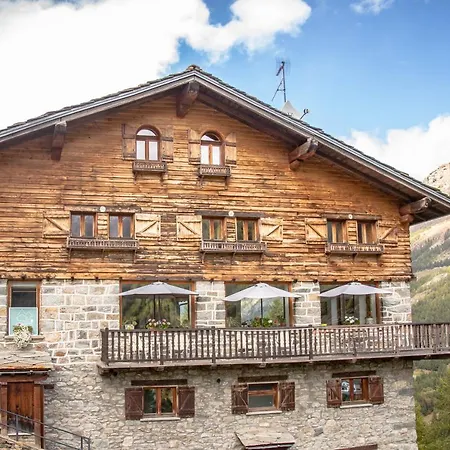 & Restaurant Perret - Mountain People Hotel