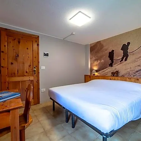 Hotel & Restaurant Perret - Mountain People 2*